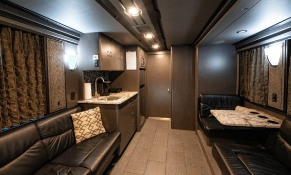 12 bunk entertainer coach leasing in Tennessee