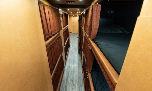 Calypso Entertainer Coach Bunks