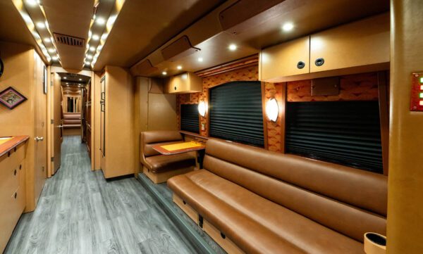 Calypso Entertainer Coach Lounge