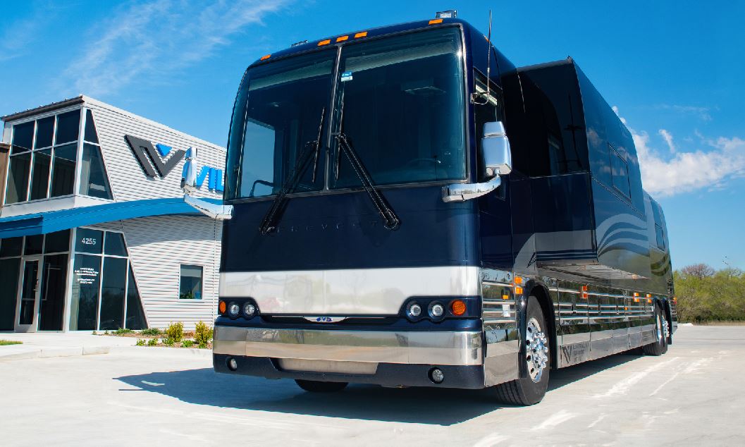 Galaxy entertainer coach for lease