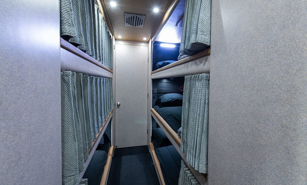 Deja Vu Entertainer Tour Bus 12 Bunk Single Slide Coach