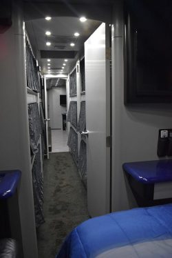 Hoot entertainer coach berth