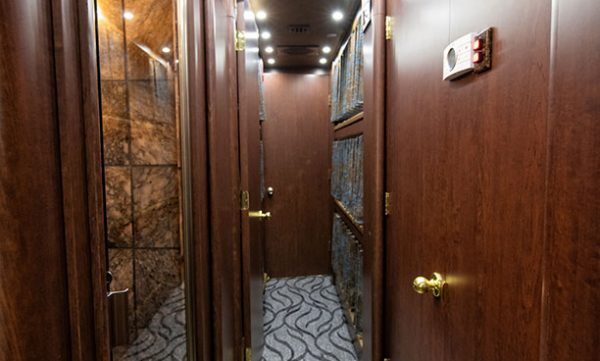Wizard tour bus rental