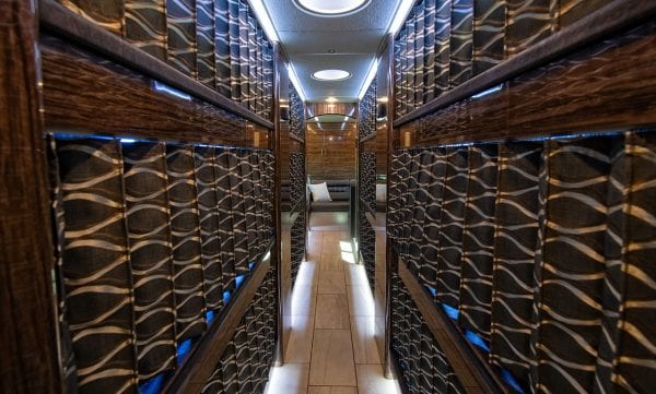 Entertainer tour bus bunks