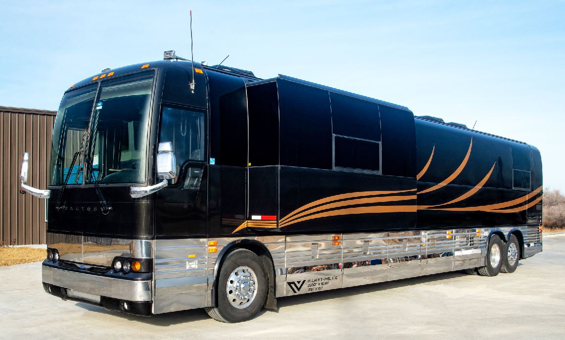 Wizard Entertainer Coach - Star Coach Leasing - Single Slide Wizard Entertainer Coach - Star Coach Leasing - Single Slide