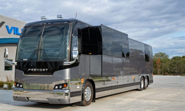 Tin Man tour bus