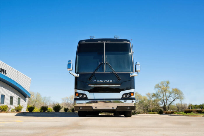 Elite Entertainer Coach Elite Entertainer Coach