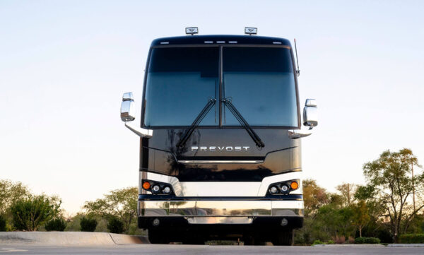 Midnight Entertainer Coach For Lease