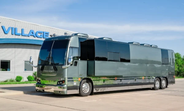 Wicked Tour Bus Leasing