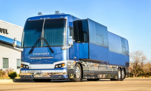 Atlas Entertainer Coach Prevost