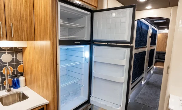 Outlaw Tour Bus Fridge Freezer