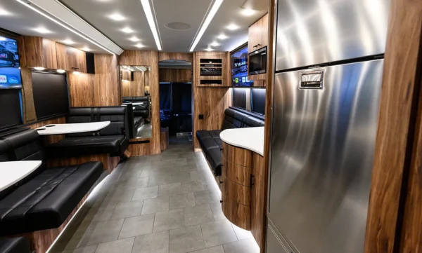 Storm Entertainer Coach Entrance